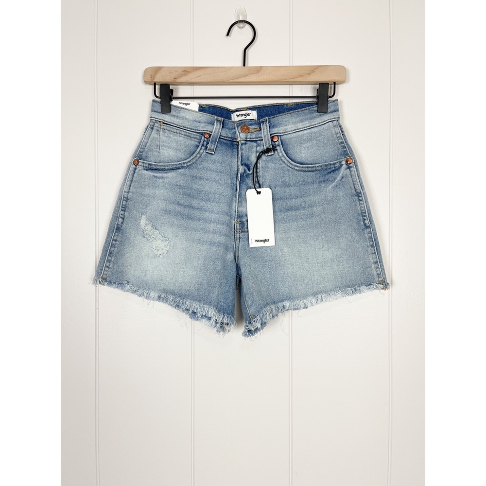 Wrangler | High Rise A-Line Stretch Short - Picture 4 of 12